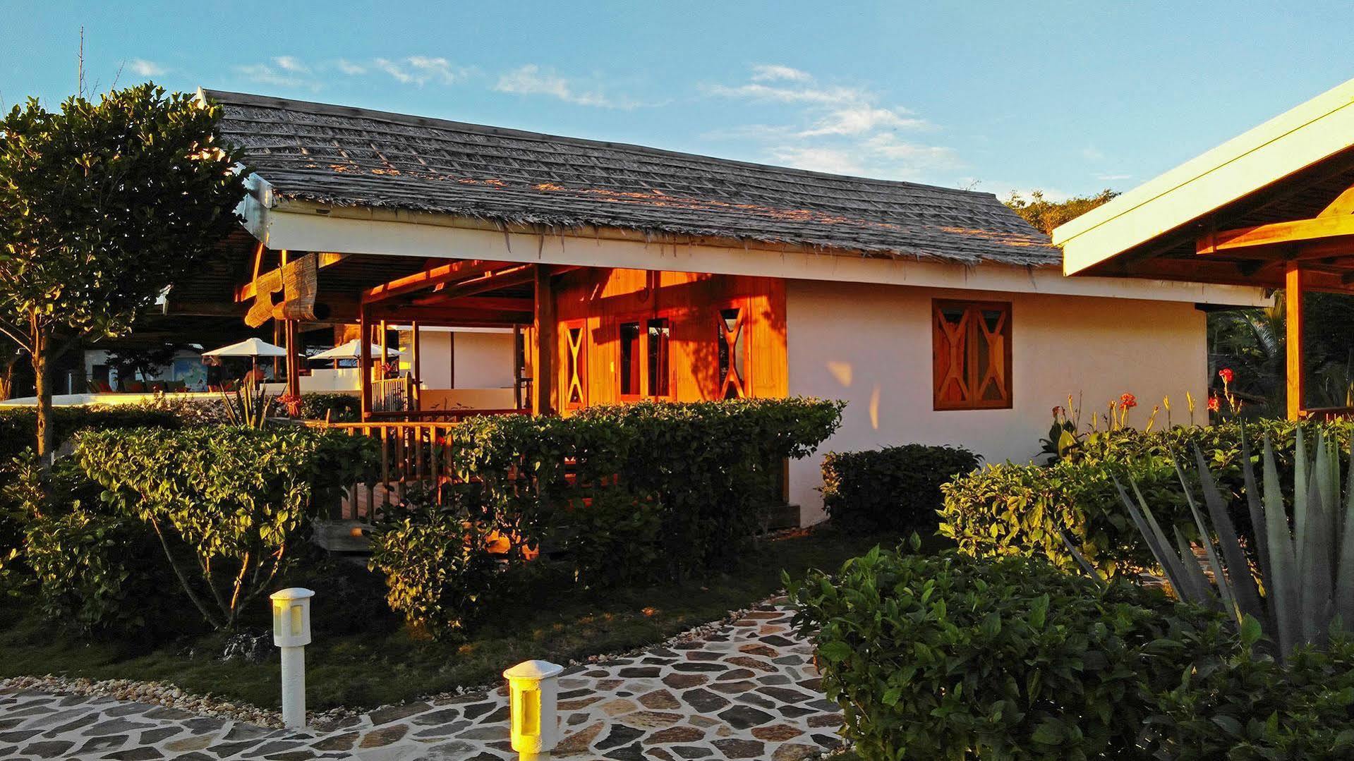 Kawayan Holiday Resort Siquijor Extérieur photo